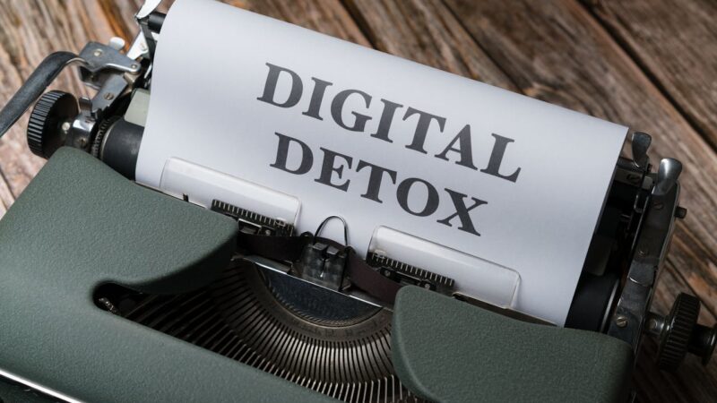 Effective Digital Detox Tips for a Healthier Lifestyle